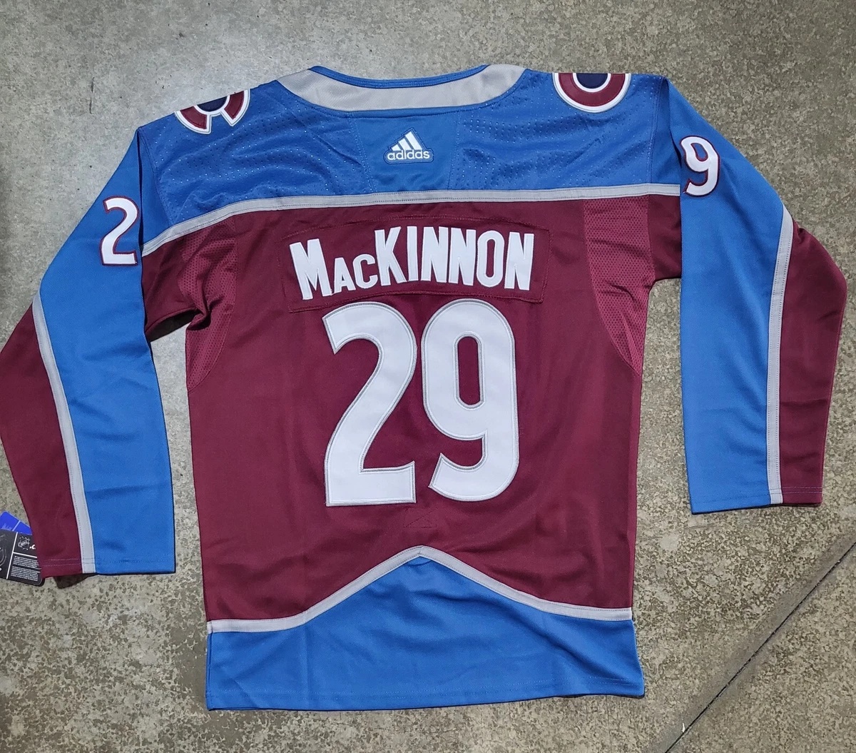 Colorado avalanche mackinnon jersey