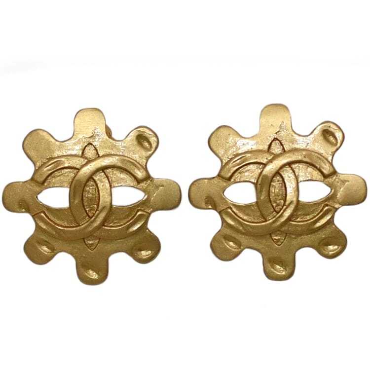 CHANEL earrings f-22316 Gold Coco Mark Good Condition GP  display picture 1