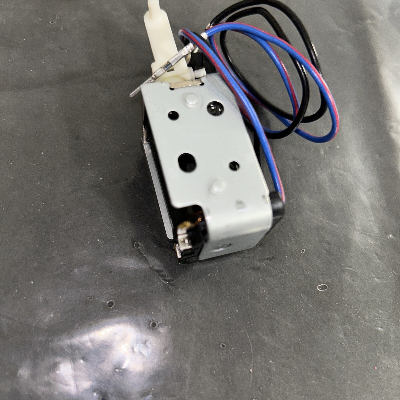 NISSAN 349708Y010 SHIFT INTERLOCK SOLENOID NIB Fast Shipping