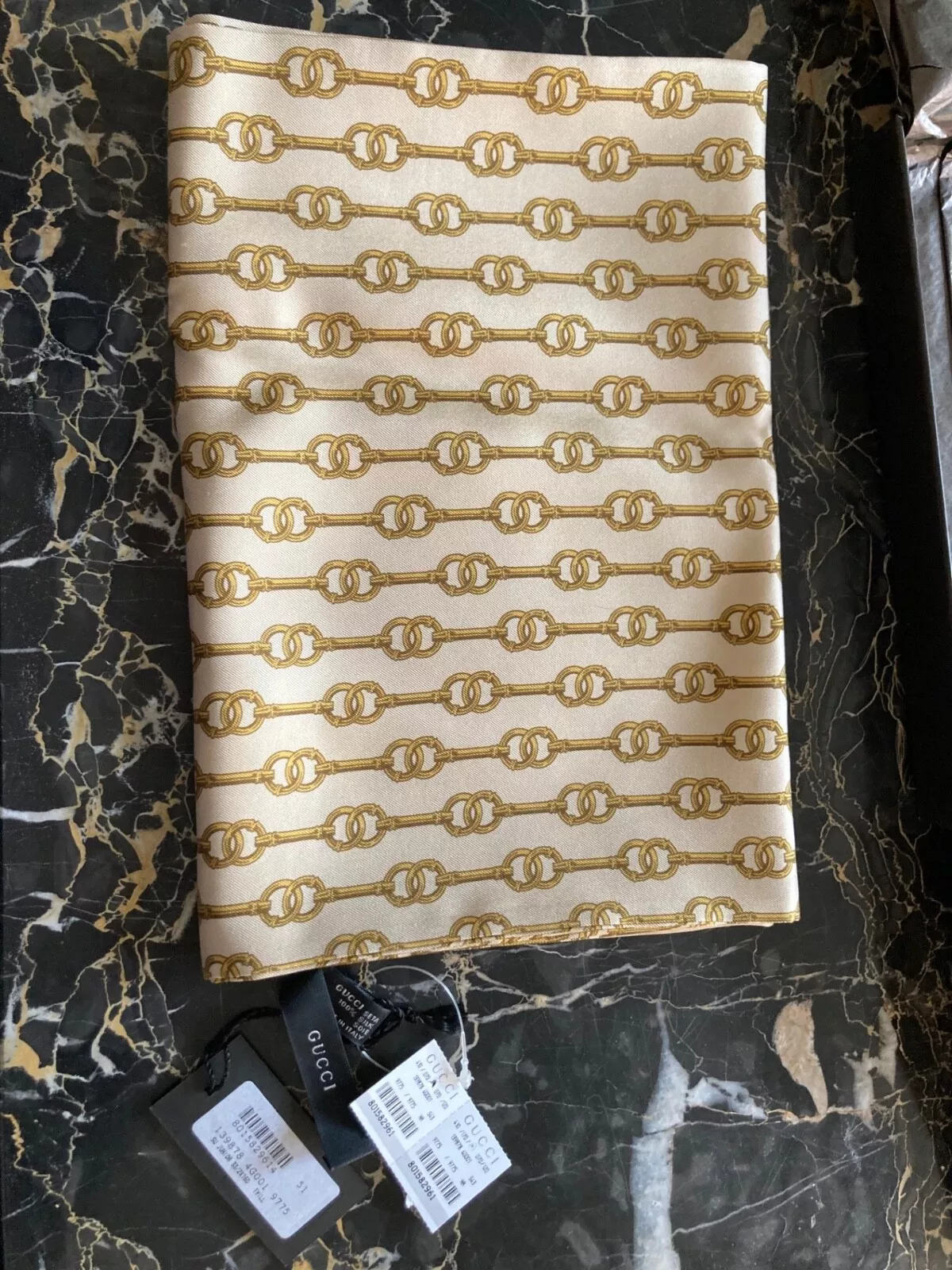 gucci foulard / étole unisexe   rare motif mors de cheval   sergé de soie   vintage   neuf avec étiquette
