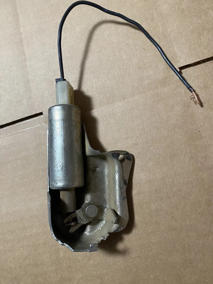 1978-88 GM Chevy Trunk Lock Release Solenoid G-Body Monte Carlo Regal Olds - Image 2 of 4