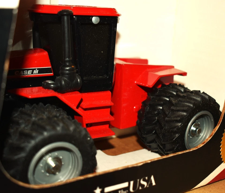 Case IH 9380 Red Steiger 4x4 - Duals, RARO 1995 Edición Especial Introducción 1/32, Nuevo de Lote Antiguo Foto 3 de 4