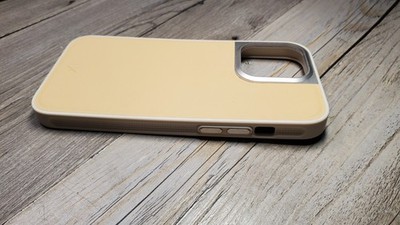 BandWerk Performance Leather Case | Cookie Dough | for iPhone 15 Pro Max