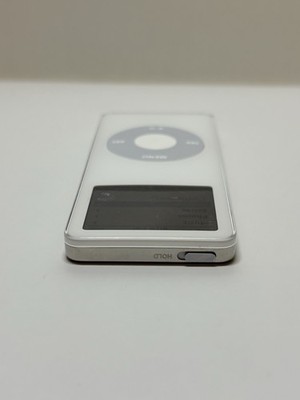 Apple iPod Classic Nano 1st Gen 2GB White A1137 2005 Model with