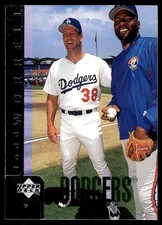 Todd Worrell 1998 Upper Deck #113 Dodgers MLB READ FREE SHIPPING AutographDen