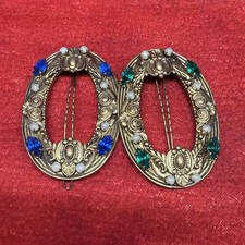 VINTAGE SET OF 2 OVAL HAIR BARRETTES GOLD TONE FILIGREE METAL FRAME t24 