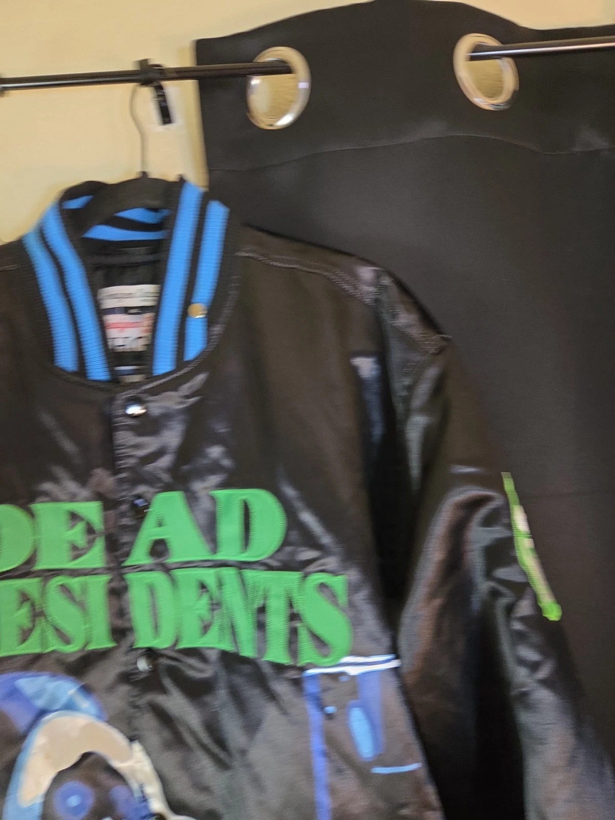 Mens Headgear Classics Dead Presidents 1995 Button Bomber Satin Jacket Size XL - product detail image 6
