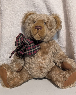 DENISE SONNENBERG FULLY JOINTED MOHAIR BEAR 15 INCHES GREAT FACE NR