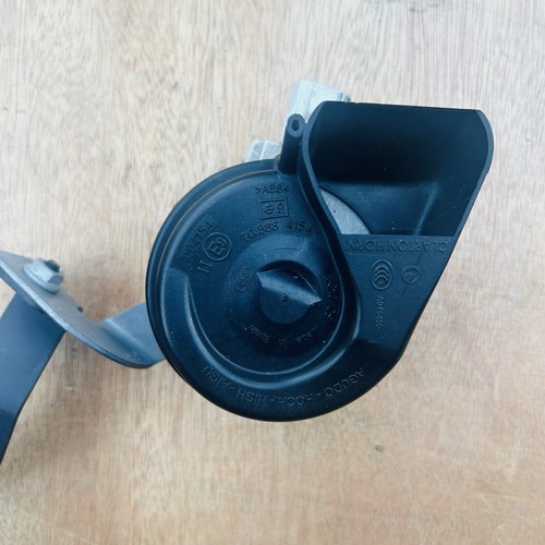 Genuine Mercedes OEM horn pair LEFT RIGHT fanfare front A2215420020 A2215420120 - Picture 5 of 14