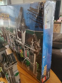 LEGO DC Comics Super Heroes: Batman: Arkham Asylum Breakout (10937) & Batmobile