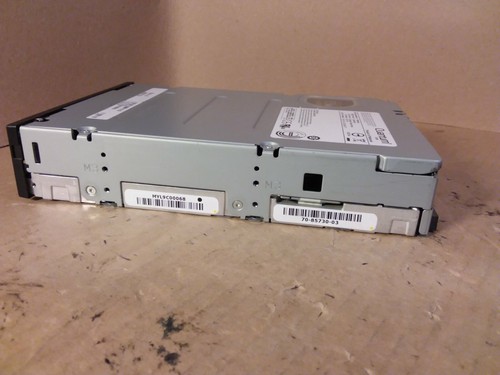 Lecteur de bande interne Streamer Quantum DLT-V4 160-320 Go SCSI 5,25'' - Photo 6/11