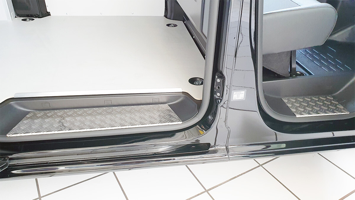 Seitenschweller Trittbretter Für Ford Tourneo Connect 2021-2025 - Alu Schwarz