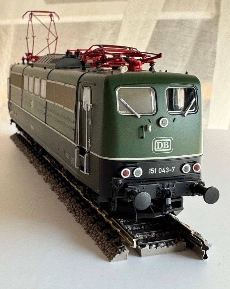 Piko 51316 E-Lok 151 043-7 DB in Ep. IV, SOUND (PluX22), H0, LED, OVP, neuwertig