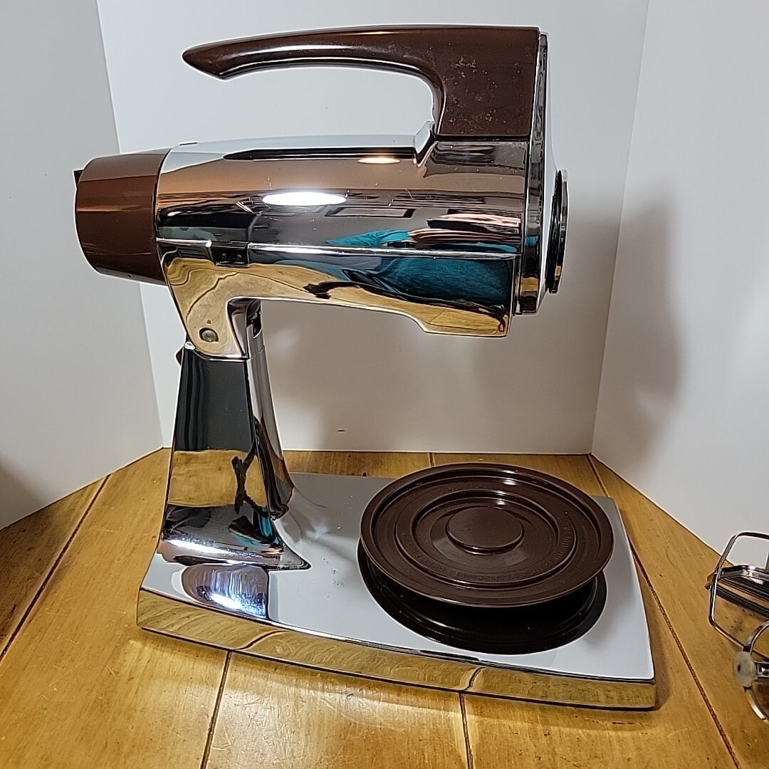 Vintage SUNBEAM Deluxe Mixmaster 12 Speed Mixer Retro Chrome & Brown TESTED 