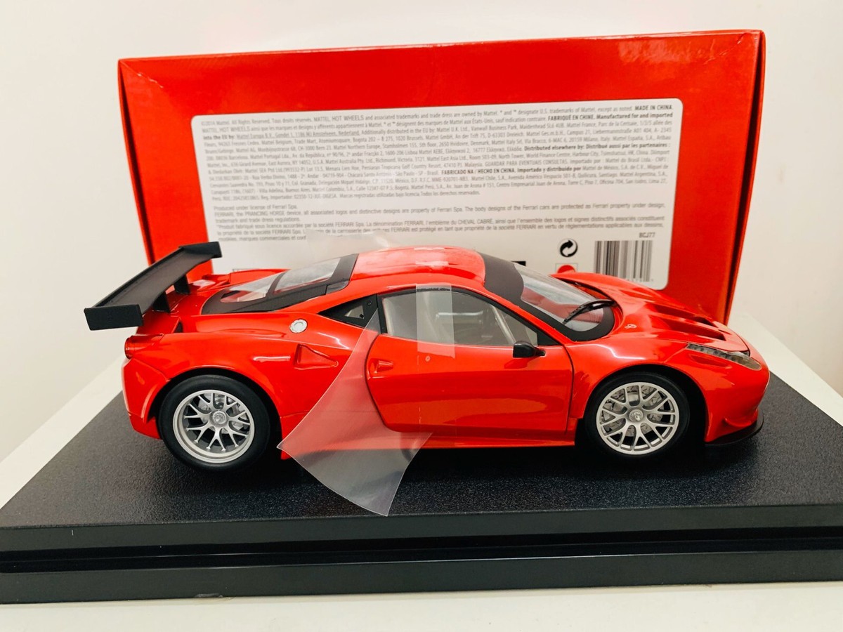 Hot Wheels Ferrari 458 Italia GT2 Red 1:18 Scale Die-Cast Hot Wheels Ferrari 458 Italia GT2 Red 1:18 Scale Die-Cast