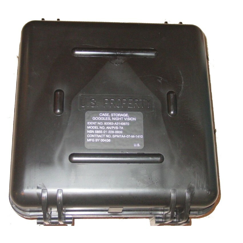 米軍　ナイトビジョンゴーグルケース Military Issue Night Vision Goggle Case - Devil Dog Depot