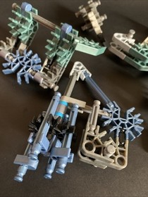 2005 LEGO BIONICLE: Toa Hordika Nokama (8737) With Random Lego Parts
