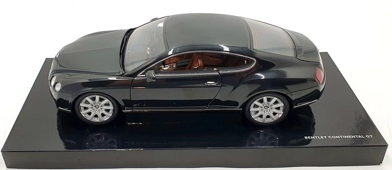 Minichamps 1/18 Scale BL389 Bentley Continental GT RHD - Midnight Emerald - Image 3 of 4