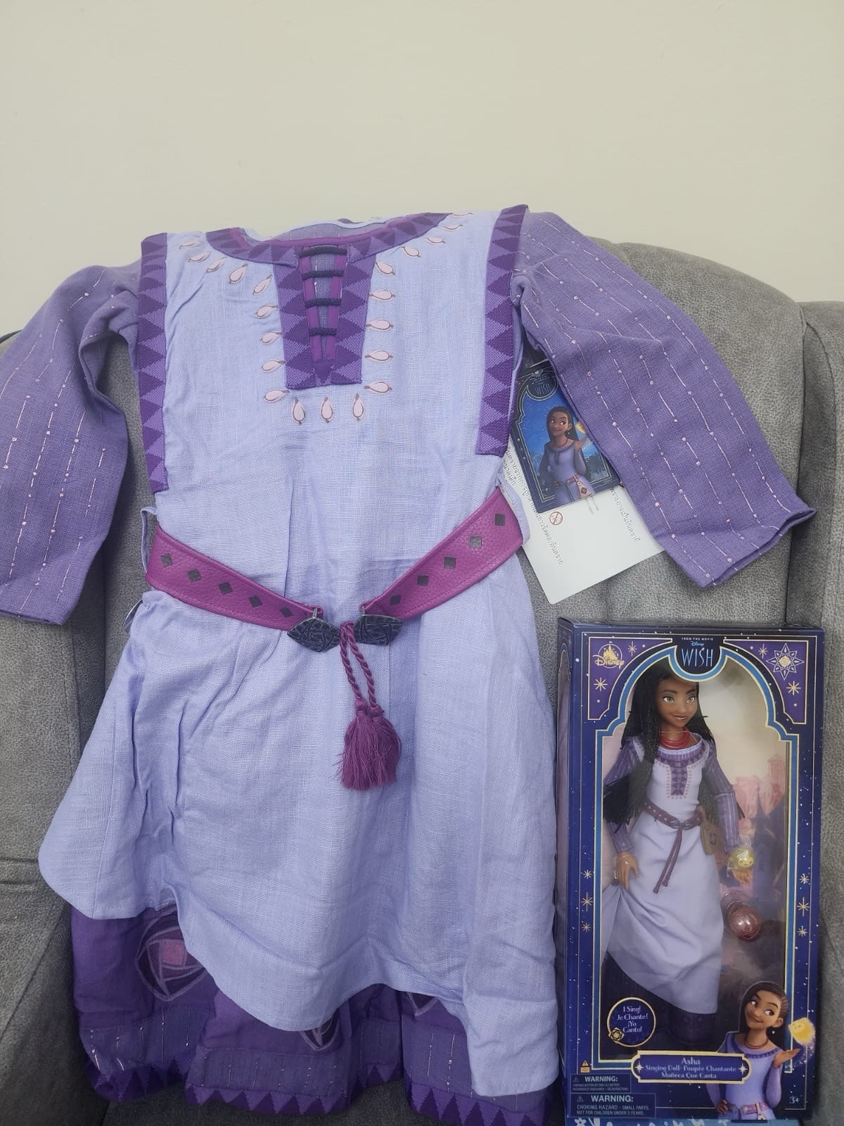 🟣 Disney  Encanto Isabela Hair Play Doll Toy New with Box