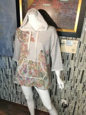 INOAH USA Women’s Tunic Top Sz L Art-To-Wear Grafitti  Hoode 3/4 Sleeves 0301