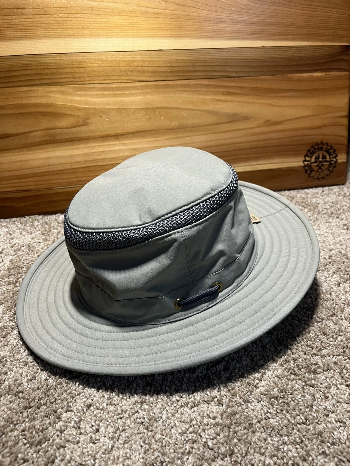 Tilley Outdoor Sun Hat Size 7 1/8 Gray UPF 50+ Made in Canada Hiking Fishing Hat