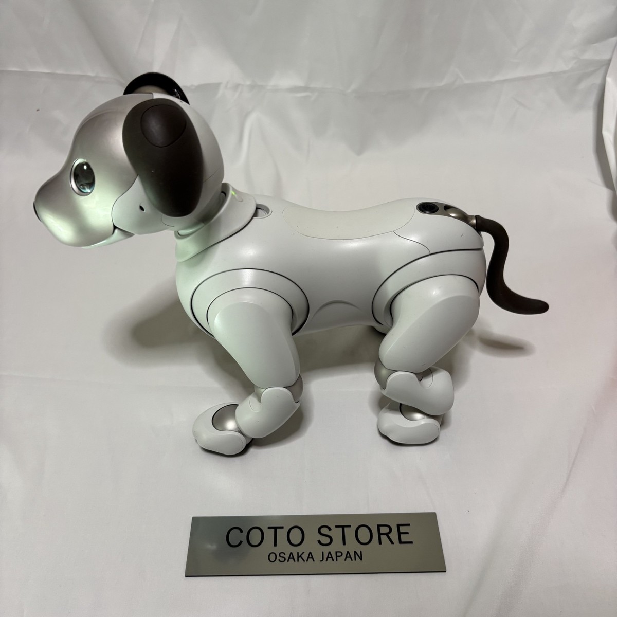 Sony AIBO ERS-1000 AI Robot Dog Ivory White w/ Charger Used From