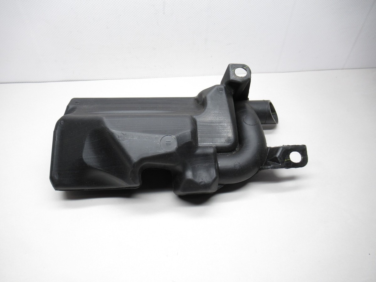 2014-2018 MAZDA 3 AIR FILTER BOX HOUSING INTAKE CANISTER PEAR