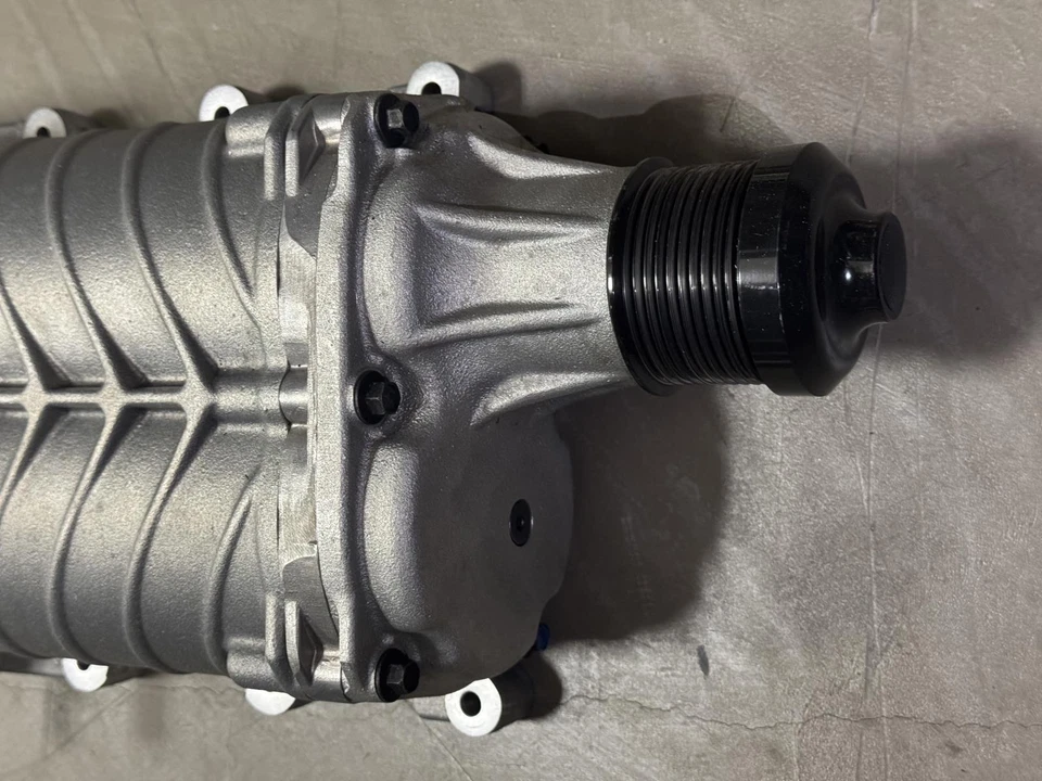 UNIDAD PRINCIPAL DE SUPERCARGADOR FORD MUSTANG GT500 DR3Z-6F066-AA fabricante de equipos originales Foto 2 de 4