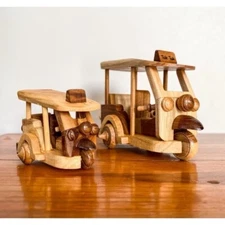 Wooden tuk tuk 2