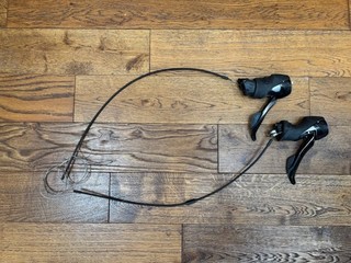 Shimano RS 505 disc shifters 11 speed