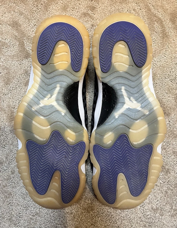 Air Jordan Future Negro/Púrpura Color Way Hombre Talla 13 Foto 4 de 4