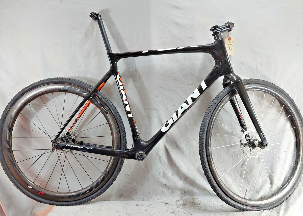 2015 Giant TXC Advanced Racing Road Bike 55cm Medium Carbon