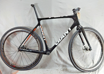 2015 Giant TXC Advanced Racing Road Bike 55cm Medium Carbon