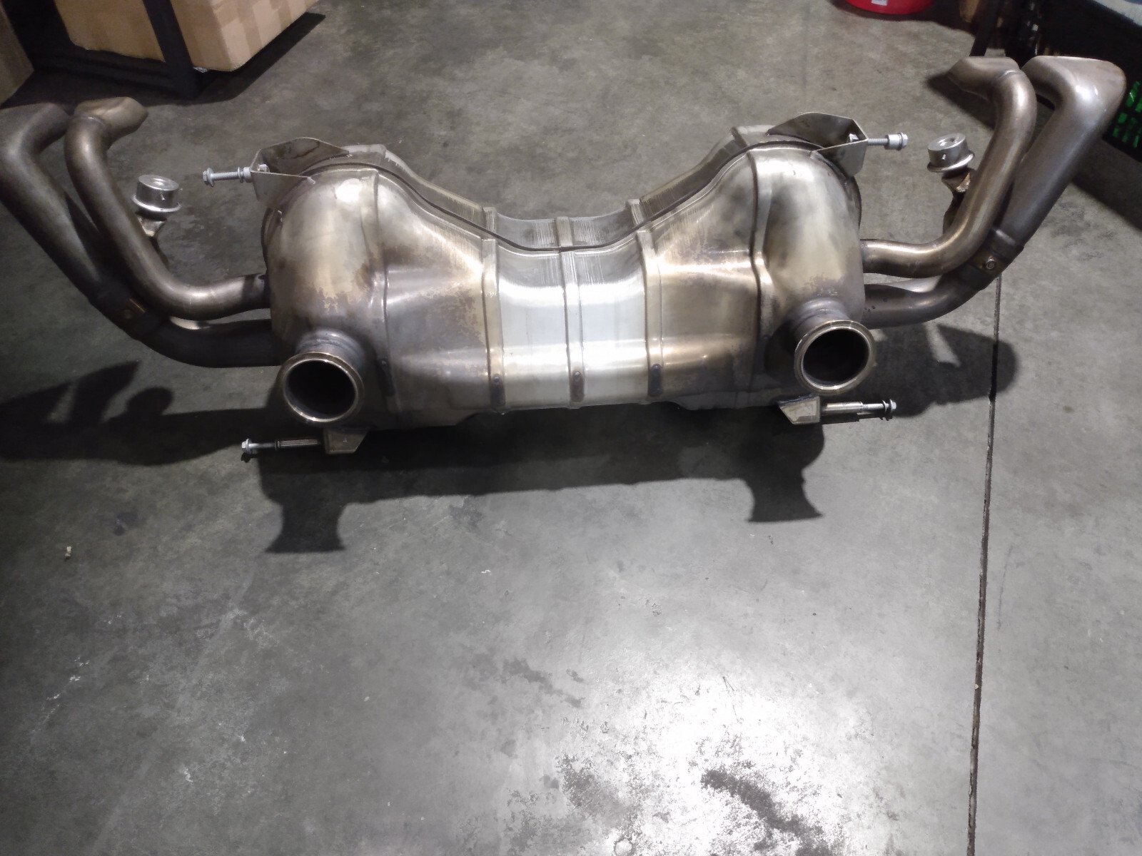 2017 Audi R8 V10 Spyder OEM Exhaust Muffler System / PN: 420 251 609 L