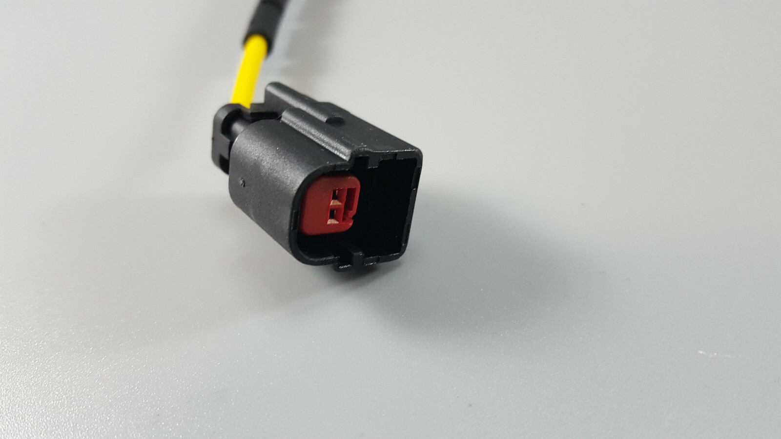 C2D21335 Front Brake Pad Wear Sensor for 20132015 Jaguar XF eBay