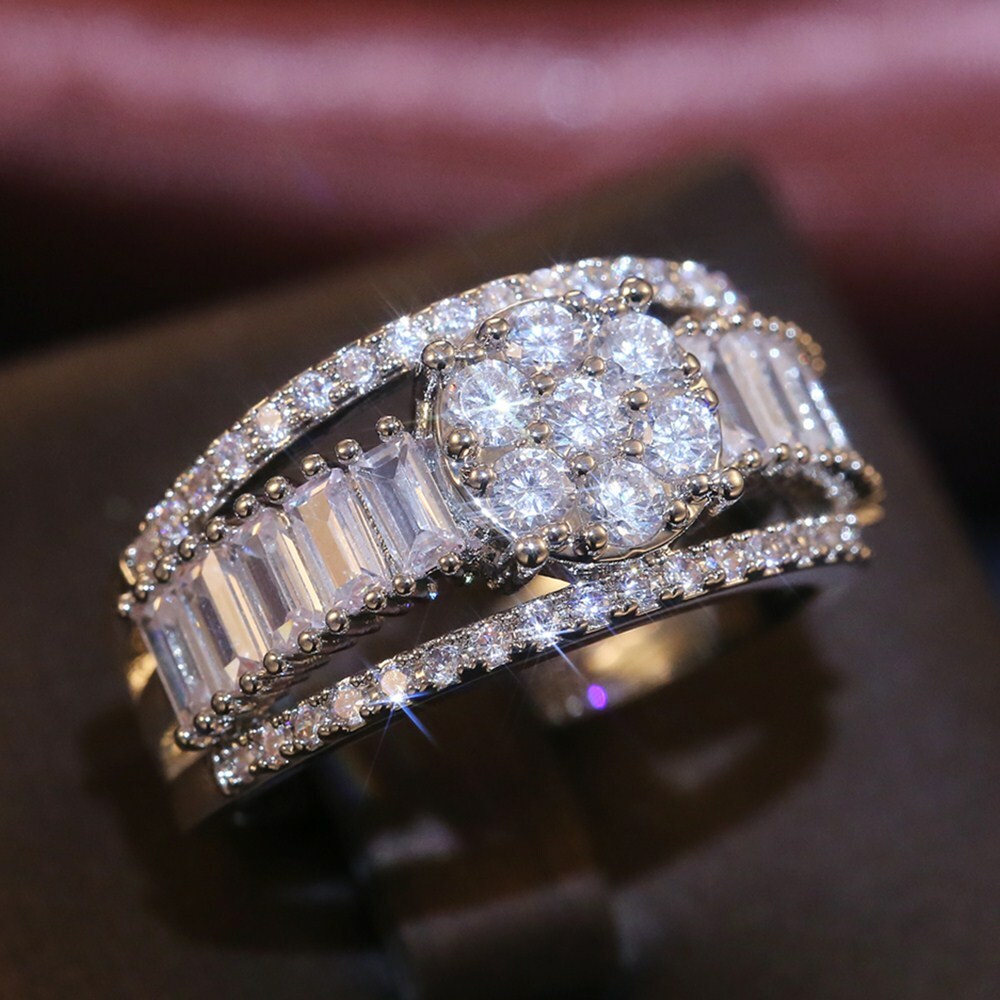 Huitan 925 Silver Plated Cubic Zirconia Ring – Women's Wedding/Anniversary Gift – Sizes 6-10