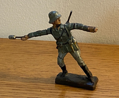 Figurine LINEOL Soldat Allemand – Porte-drapeau, 7 Cm (1:22.5), Seconde Guerre Mondiale