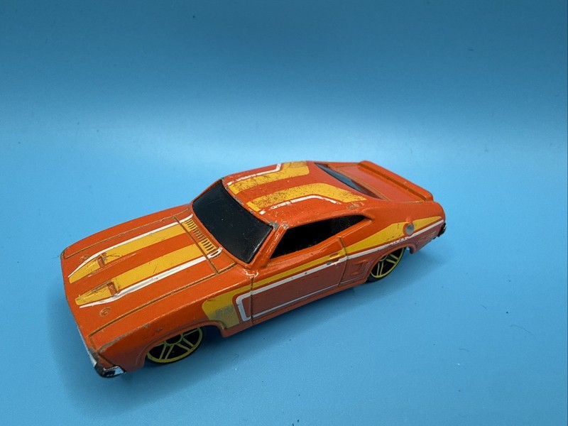 Mattel - Hot Wheels - Vintage  - 1973 Ford Falcon XB Coupe - Orange 1:64 Scale