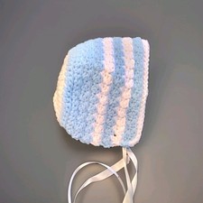 New Baby Boy 0-6m Crochet Warm Bonnet Blue White Satin Ties Adjustable