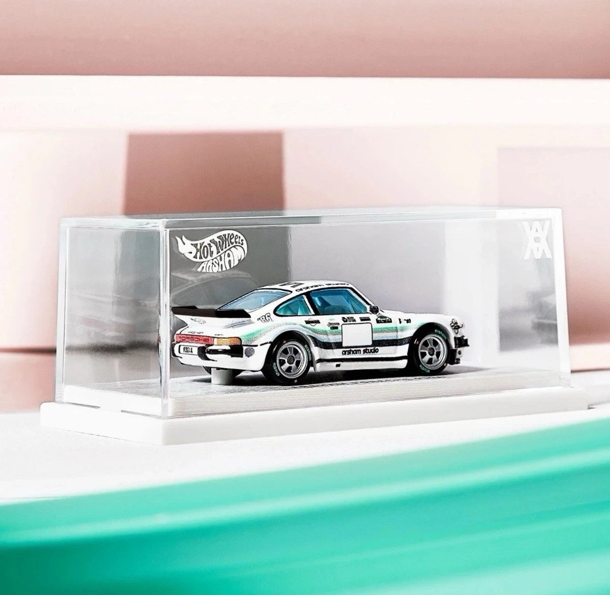 Hot Wheels X Daniel Arsham Livery PORSCHE 930A Mattel RLC