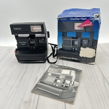 كاميرا Polaroid 600