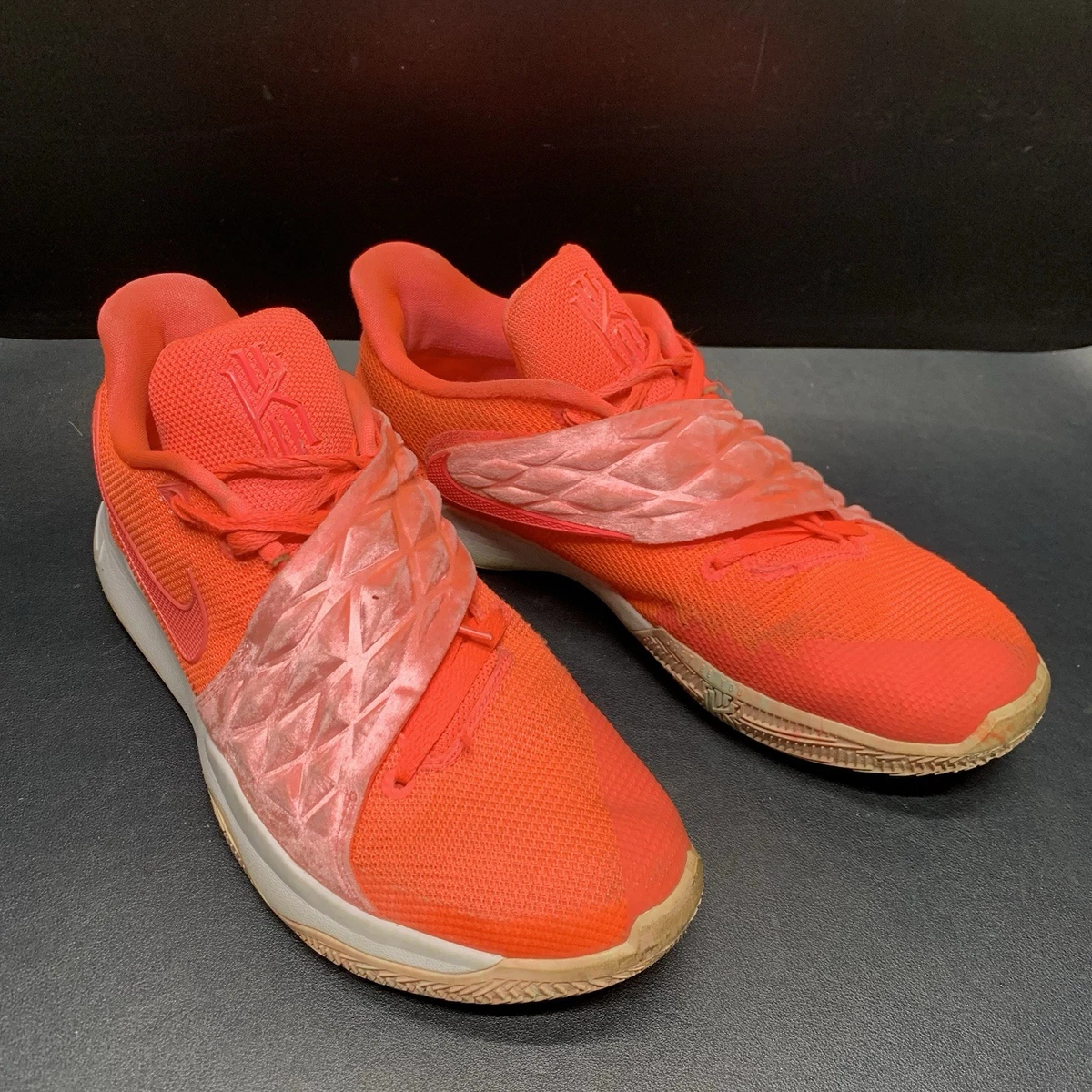 Las mejores ofertas en Nike Kyrie 3 Hot Punch | eBay