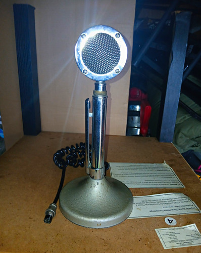 Vintage D104 Chrome Desktop Base Stand Microphone, Wired w/ Coiled Cord