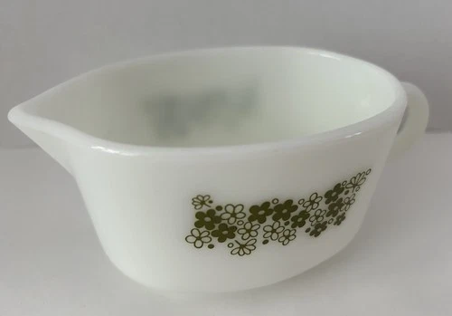Vintage Pyrex Gravy Boat. Crazy Daisy Spring Blossom 2 Cup. Made In USA