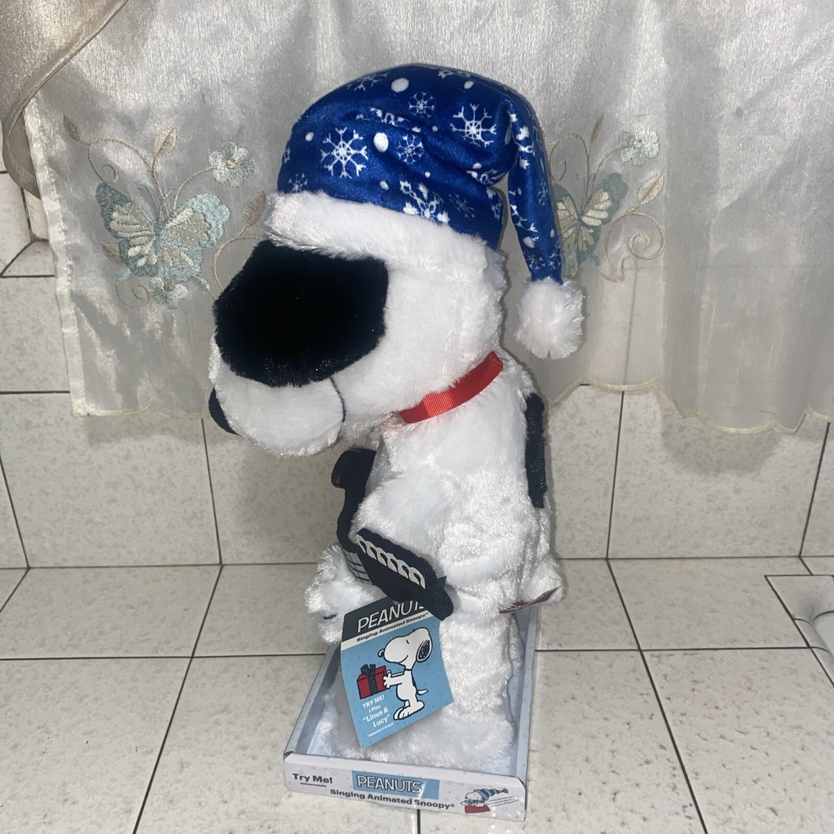SNOOPY - ふっさん LMITED EDITION チャーリー、ハッピーダンス Let's boogie with Happy Dance Snoopy! Animated Plush