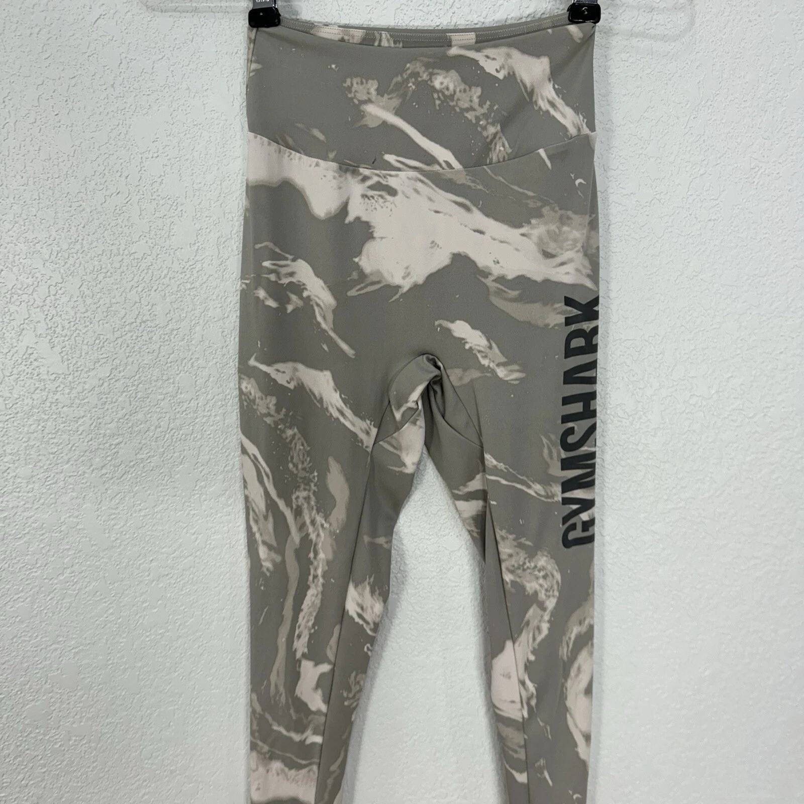 gymshark camo stretch scrunch athletic casual gym leggings