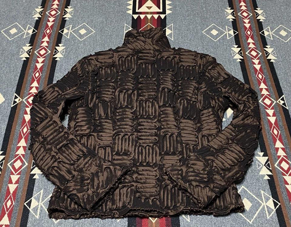 Chaqueta Samuel Dong S Marrón Bordado Laberinto Poliéster BR Foto 2 de 4