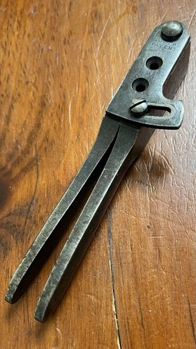 Civil War Era Colt Double Cavity 32 Cal Bullet Mould.