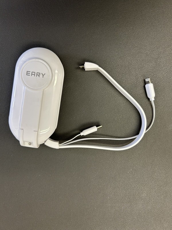 Travel Wall Adaptor with 3 in 1 charging cable (Type-C / Lightning / Micro)