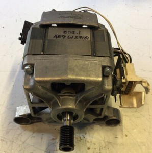 AEG L61271BI Waschmaschinenmotor UAH 132303620 Typ UAH522300 7-POLIG